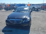 ✅ 2010 Mercedes-Benz E 63 AMG • VIN: WDDHF7HB3AA169852 • Lot: 41822556. Wystawiony na IAAI z przebiegiem 164 179 mil. Bezpłatny archiwum sprzedaży aukcyjnych z USA i szczegółowy raport historii pojazdu na DreamBid. Zdjęcie 12.