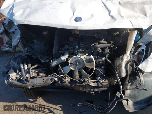 ✅ 2015 Mercedes-Benz Sprinter Cargo EXT • VIN: WD3PE8DB8FP133920 • Lot: 43489420. Wystawiony na IAAI z przebiegiem Nie podano. Bezpłatny archiwum sprzedaży aukcyjnych z USA i szczegółowy raport historii pojazdu na DreamBid. Zdjęcie 10.