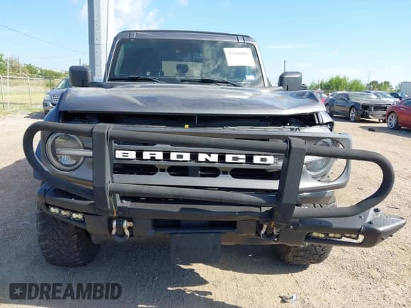 ✅ 2021 Ford Bronco Big Bend • VIN: 1FMEE5DPXMLB01249 • Lot: 43306001. Wystawiony na IAAI z przebiegiem 25 952 mil. Bezpłatny archiwum sprzedaży aukcyjnych z USA i szczegółowy raport historii pojazdu na DreamBid. Zdjęcie 13.
