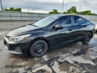 ✅ 2019 Chevrolet Cruze • VIN: 1G1BJ5SM4K7102259 • Lot: 80348685. Listed on Copart with 141,033 mi. Free auction sales archive from the USA and detailed vehicle history report at DreamBid. Image 1.