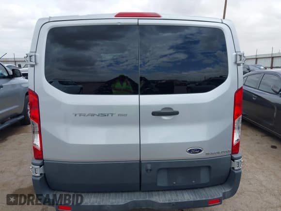 ✅ 2017 Ford Transit XL • VIN: 1FMZK1YM9HKA18930 • Lot: 42530193. Wystawiony na IAAI z przebiegiem 115 165 mil. Bezpłatny archiwum sprzedaży aukcyjnych z USA i szczegółowy raport historii pojazdu na DreamBid. Zdjęcie 16.