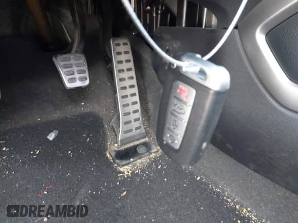 2014 Hyundai Veloster Turbo с VIN KMHTC6AE0EU184269, выставлен на аукционе IAAI как лот 43241844 с пробегом 60 668 миль миль и . История ставок и продаж доступна на DreamBid. Изображение 11.