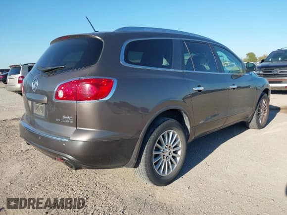 ✅ 2012 Buick Enclave Leather • VIN: 5GAKRCEDXCJ149916 • Lot: 43619581. Wystawiony na IAAI z przebiegiem 120 778 mil. Bezpłatny archiwum sprzedaży aukcyjnych z USA i szczegółowy raport historii pojazdu na DreamBid. Zdjęcie 4.