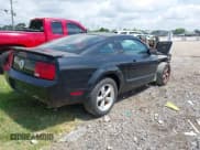 ✅ 2007 Ford Mustang Deluxe • VIN: 1ZVHT80N375243333 • Lot: 42685816. Wystawiony na IAAI z przebiegiem 199 311 mil. Bezpłatny archiwum sprzedaży aukcyjnych z USA i szczegółowy raport historii pojazdu na DreamBid. Zdjęcie 4.