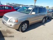✅ 2007 Toyota Highlander • VIN: JTEHW21A170039934 • Lot: 43797002. Wystawiony na IAAI z przebiegiem 225 514 mil. Bezpłatny archiwum sprzedaży aukcyjnych z USA i szczegółowy raport historii pojazdu na DreamBid. Zdjęcie 17.