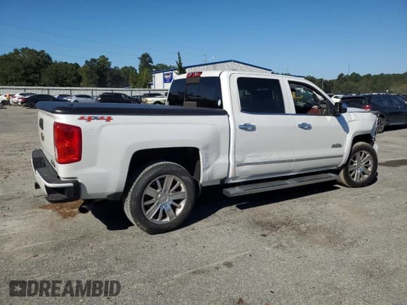 ✅ 2016 Chevrolet Silverado 1500 High Country • VIN: 3GCUKTEC8GG166496 • Lot: 82639825. Wystawiony na Copart z przebiegiem 109 946 mil. Bezpłatny archiwum sprzedaży aukcyjnych z USA i szczegółowy raport historii pojazdu na DreamBid. Zdjęcie 3.