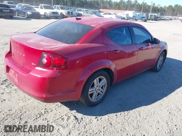 ✅ 2014 Dodge Avenger SXT • VIN: 1C3CDZCBXEN163613 • Лот: 41296268. Опубликован ранее на IAAI с пробегом 198 589 миль. Бесплатный доступ к архиву аукционных продаж из США и подробный отчёт об истории автомобиля на DreamBid. Изображение 4.