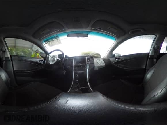 2011 Hyundai Sonata SE с VIN 5NPEC4AB2BH243352, выставлен на аукционе IAAI как лот 42303705 с пробегом 237 919 миль миль и . История ставок и продаж доступна на DreamBid. Изображение 19.