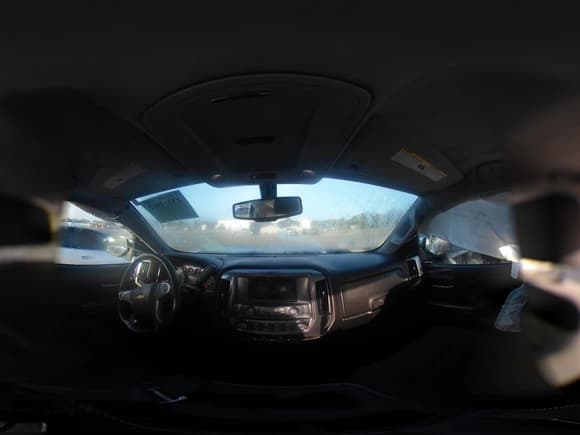 ✅ 2018 Chevrolet Silverado 1500 LT • VIN: 3GCUKREC2JG373136 • Lot: 43377912. Wystawiony na IAAI z przebiegiem 113 869 mil. Bezpłatny archiwum sprzedaży aukcyjnych z USA i szczegółowy raport historii pojazdu na DreamBid. Zdjęcie 18.