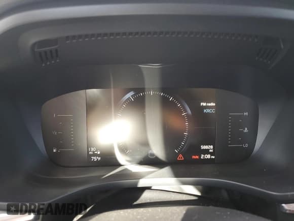 ✅ 2018 Volvo XC60 Momentum • VIN: LYV102RK3JB100845 • Lot: 90073965. Wystawiony na Copart z przebiegiem 58 828 mil. Bezpłatny archiwum sprzedaży aukcyjnych z USA i szczegółowy raport historii pojazdu na DreamBid. Zdjęcie 9.