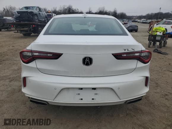 ✅ 2022 Acura TLX Technology • VIN: 19UUB5F44NA001657 • Lot: 45358845. Listed on Copart with 33,036 mi. Free auction sales archive from the USA and detailed vehicle history report at DreamBid. Image 6.