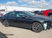 ✅ 2026 Hyundai Sonata Blue • VIN: KMHL24JJXTA138158 • Лот: 43649100. Опубликован ранее на IAAI с пробегом 2 112 миль. Бесплатный доступ к архиву аукционных продаж из США и подробный отчёт об истории автомобиля на DreamBid. Изображение 14.