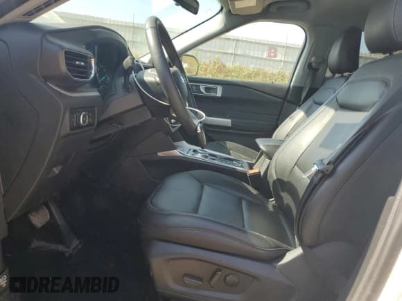 ✅ 2024 Ford Explorer XLT • VIN: 1FMSK8DH1RGA49659 • Лот: 84888175. Опубликован ранее на Copart с пробегом 20 005 миль. Бесплатный доступ к архиву аукционных продаж из США и подробный отчёт об истории автомобиля на DreamBid. Изображение 7.