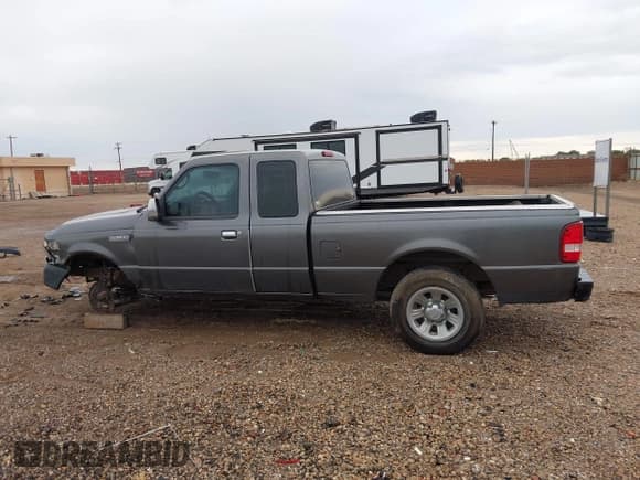 ✅ 2007 Ford Ranger STX • VIN: 1FTYR44U27PA13430 • Lot: 43525969. Wystawiony na IAAI z przebiegiem 174 253 mil. Bezpłatny archiwum sprzedaży aukcyjnych z USA i szczegółowy raport historii pojazdu na DreamBid. Zdjęcie 15.