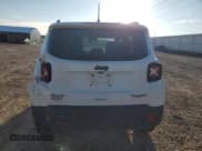 ✅ 2022 Jeep Renegade Trailhawk • VIN: ZACNJDC14NPN82553 • Lot: 81011375. Wystawiony na Copart z przebiegiem 45 572 mil. Bezpłatny archiwum sprzedaży aukcyjnych z USA i szczegółowy raport historii pojazdu na DreamBid. Zdjęcie 6.
