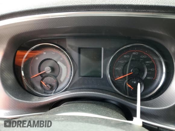 ✅ 2011 Dodge Charger Mopar 11 • VIN: 2B3CL5CT0BH535711 • Лот: 60818715. Опубликован ранее на Copart с пробегом Не указан. Бесплатный доступ к архиву аукционных продаж из США и подробный отчёт об истории автомобиля на DreamBid. Изображение 9.