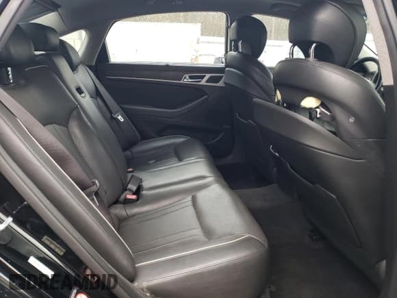 ✅ 2015 Hyundai Genesis 3.8L • VIN: KMHGN4JEXFU059183 • Lot: 81783674. Wystawiony na Copart z przebiegiem 108 948 mil. Bezpłatny archiwum sprzedaży aukcyjnych z USA i szczegółowy raport historii pojazdu na DreamBid. Zdjęcie 10.