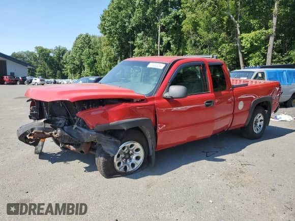 ✅ 2006 Chevrolet Silverado 1500 LS • VIN: 2GCEK19B261101225 • Lot: 70333244. Wystawiony na Copart z przebiegiem 214 034 mil mil. Skorzystaj z bezpłatnego archiwum sprzedaży aukcyjnych z USA i zobacz szczegółowy raport historii pojazdu na DreamBid. Zdjęcie 1.