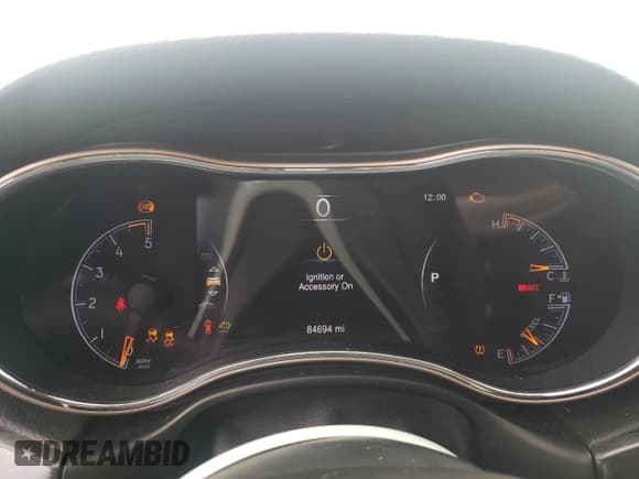 ✅ 2015 Jeep Grand Cherokee Limited • VIN: 1C4RJFBM8FC705451 • Lot: 85155705. Listed on Copart with 84,694 mi. Free auction sales archive from the USA and detailed vehicle history report at DreamBid. Image 9.