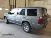 ✅ 2007 Jeep Commander Sport • VIN: 1J8HG48K77C633902 • Lot: 41669892. Wystawiony na IAAI z przebiegiem 147 651 mil. Bezpłatny archiwum sprzedaży aukcyjnych z USA i szczegółowy raport historii pojazdu na DreamBid. Zdjęcie 3.