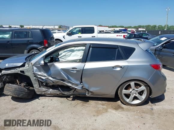 ✅ 2010 Mazda 3 Mazdaspeed3 Sport • VIN: JM1BL1H37A1295842 • Лот: 42084736. Опубликован ранее на IAAI с пробегом Не указан. Бесплатный доступ к архиву аукционных продаж из США и подробный отчёт об истории автомобиля на DreamBid. Изображение 14.