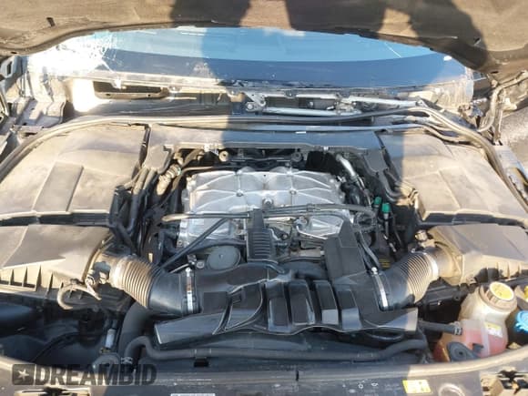 ✅ 2015 Land Rover LR4 HSE • VIN: SALAG2V65FA764267 • Lot: 41716586. Listed on IAAI with 146,630 mi. Free auction sales archive from the USA and detailed vehicle history report at DreamBid. Image 10.