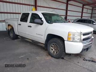 ✅ 2011 Chevrolet Silverado 1500 LT • VIN: 3GCPKSEA7BG149204 • Lot: 42670961. Wystawiony na IAAI z przebiegiem 165 920 mil. Bezpłatny archiwum sprzedaży aukcyjnych z USA i szczegółowy raport historii pojazdu na DreamBid. Zdjęcie 1.