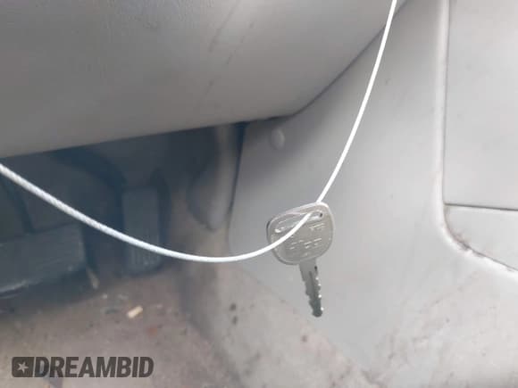 ✅ 2005 Chevrolet Silverado 1500 LS • VIN: 2GCEK13T651228298 • Лот: 42839111. Опубликован ранее на IAAI с пробегом 69 014 миль. Бесплатный доступ к архиву аукционных продаж из США и подробный отчёт об истории автомобиля на DreamBid. Изображение 11.