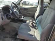 ✅ 2003 GMC Sonoma SLS • VIN: 1GTCS19X438126834 • Лот: 47657815. Опубликован ранее на Copart с пробегом 77 789 миль. Бесплатный доступ к архиву аукционных продаж из США и подробный отчёт об истории автомобиля на DreamBid. Изображение 7.