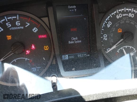 ✅ 2017 Toyota Tacoma SR5 • VIN: 5TFCZ5AN3HX058052 • Лот: 43003684. Опубликован ранее на IAAI с пробегом 99 275 миль. Бесплатный доступ к архиву аукционных продаж из США и подробный отчёт об истории автомобиля на DreamBid. Изображение 7.