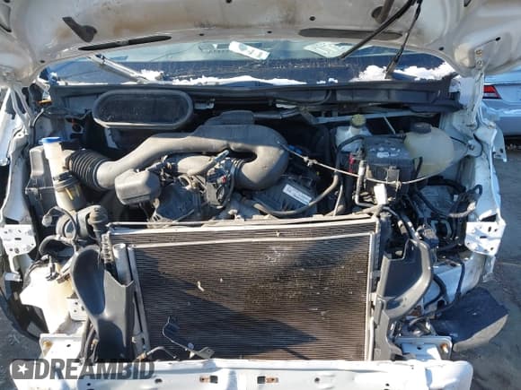 ✅ 2016 Ford Transit Cargo • VIN: 1FTYR1CM7GKA48493 • Lot: 41363457. Listed on IAAI with 184,305 mi. Free auction sales archive from the USA and detailed vehicle history report at DreamBid. Image 10.