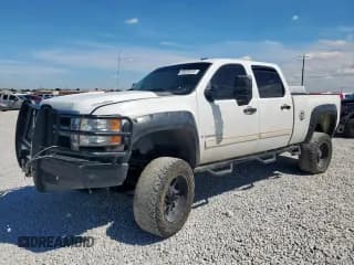 ✅ 2009 Chevrolet Silverado 2500HD LT • VIN: 1GCHK53KX9F191041 • Lot: 65538235. Wystawiony na Copart z przebiegiem Nie podano. Bezpłatny archiwum sprzedaży aukcyjnych z USA i szczegółowy raport historii pojazdu na DreamBid. Zdjęcie 1.