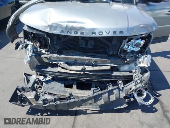 ✅ 2013 Land Rover Range Rover Sport HSE Lux • VIN: SALSK2D45DA763202 • Lot: 42885709. Listed on IAAI with 142,474 mi. Free auction sales archive from the USA and detailed vehicle history report at DreamBid. Image 6.