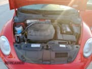 ✅ 2018 Volkswagen Beetle S • VIN: 3VWFD7AT8JM718231 • Lot: 80254985. Wystawiony na Copart z przebiegiem 48 457 mil. Bezpłatny archiwum sprzedaży aukcyjnych z USA i szczegółowy raport historii pojazdu na DreamBid. Zdjęcie 11.