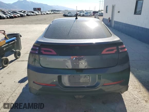 ✅ 2013 Chevrolet Volt • VIN: 1G1RB6E40DU113938 • Lot: 80027854. Wystawiony na Copart z przebiegiem 231 065 mil. Bezpłatny archiwum sprzedaży aukcyjnych z USA i szczegółowy raport historii pojazdu na DreamBid. Zdjęcie 6.