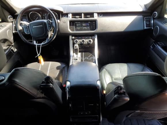 ✅ 2016 Land Rover Range Rover Sport Dynamic • VIN: SALWR2EFXGA102511 • Lot: 85154065. Listed on Copart with 191,389 mi. Free auction sales archive from the USA and detailed vehicle history report at DreamBid. Image 8.