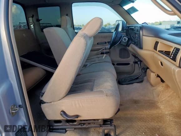 ✅ 1997 Dodge 2500 • VIN: 3B7KF23D1VM504434 • Lot: 82277865. Listed on Copart with 200,448 mi. Free auction sales archive from the USA and detailed vehicle history report at DreamBid. Image 10.