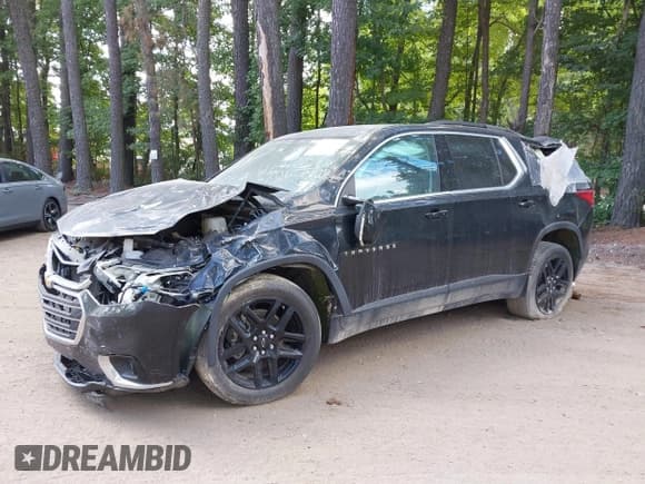 ✅ 2021 Chevrolet Traverse LT Cloth • VIN: 1GNERGKW1MJ144038 • Lot: 41712206. Listed on IAAI with 44,110 mi. Free auction sales archive from the USA and detailed vehicle history report at DreamBid. Image 2.