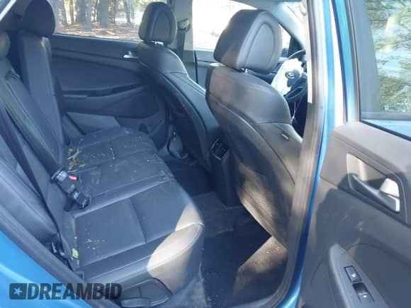 2016 Hyundai Tucson Limited with VIN KM8J33A27GU061924, listed as a IAAI auction lot 43466309 with 73,258 mi miles and . Bid and sale history available at DreamBid. Image 8.