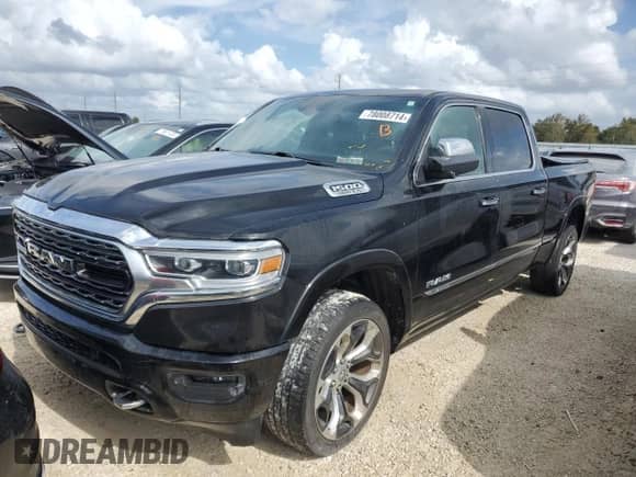 2019 Ram 1500 Limited z VIN 1C6SRFPT4KN599824, wystawiony jako Copart lot #78008714 z przebiegiem Nie podano mil oraz Nie do naprawy • Non repairable. Historia ofert i sprzedaży dostępna na DreamBid. Obrazek 1.