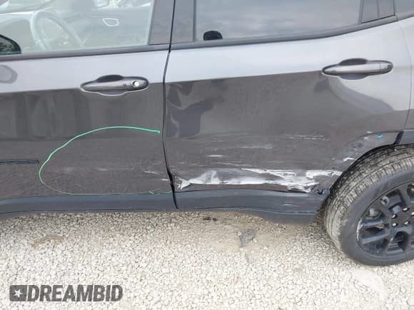 ✅ 2022 Jeep Compass Latitude • VIN: 3C4NJDBBXNT194359 • Лот: 42434355. Опубликован ранее на IAAI с пробегом 45 090 миль. Бесплатный доступ к архиву аукционных продаж из США и подробный отчёт об истории автомобиля на DreamBid. Изображение 18.