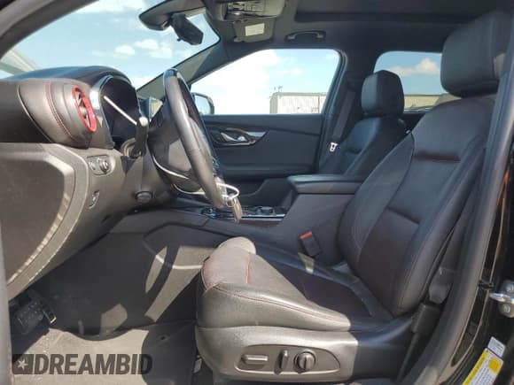 ✅ 2019 Chevrolet Blazer RS • VIN: 3GNKBERS3KS674974 • Lot: 86294655. Listed on Copart with 85,066 mi. Free auction sales archive from the USA and detailed vehicle history report at DreamBid. Image 7.