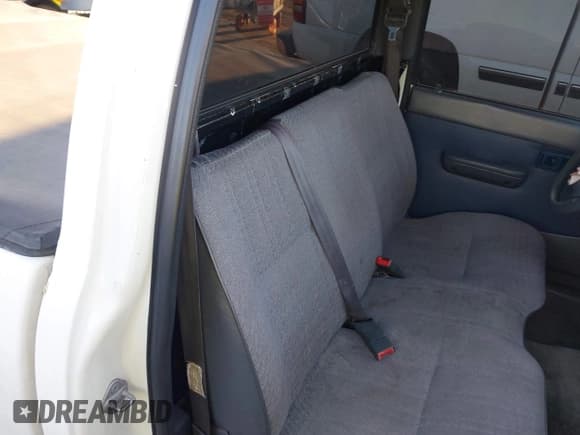 ✅ 1995 Toyota Tacoma • VIN: 4TAUN41B9SZ056653 • Lot: 41657502. Listed on IAAI with 224,252 mi. Free auction sales archive from the USA and detailed vehicle history report at DreamBid. Image 8.