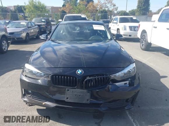 ✅ 2015 BMW 3 Series 320i • VIN: WBA3B1G52FNT06334 • Лот: 43598807. Опубликован ранее на IAAI с пробегом 65 920 миль. Бесплатный доступ к архиву аукционных продаж из США и подробный отчёт об истории автомобиля на DreamBid. Изображение 13.