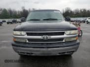✅ 2003 Chevrolet Suburban LT • VIN: 3GNFK16Z33G166665 • Lot: 64256954. Wystawiony na Copart z przebiegiem 130 368 mil. Bezpłatny archiwum sprzedaży aukcyjnych z USA i szczegółowy raport historii pojazdu na DreamBid. Zdjęcie 5.