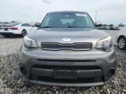 ✅ 2019 Kia Soul • VIN: KNDJN2A26K7685231 • Lot: 91526265. Wystawiony na Copart z przebiegiem 75 535 mil. Bezpłatny archiwum sprzedaży aukcyjnych z USA i szczegółowy raport historii pojazdu na DreamBid. Zdjęcie 5.