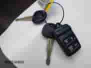 2003 Hyundai Accent GL z VIN KMHCG45C33U473080, wystawiony jako IAAI lot #41868765 z przebiegiem 57 478 mil mil oraz . Historia ofert i sprzedaży dostępna na DreamBid. Obrazek 11.