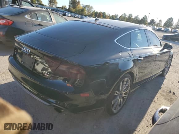 ✅ 2012 Audi A7 Prestige • VIN: WAUSGAFC1CN006406 • Лот: 90660235. Опубликован ранее на Copart с пробегом 132 408 миль. Бесплатный доступ к архиву аукционных продаж из США и подробный отчёт об истории автомобиля на DreamBid. Изображение 3.