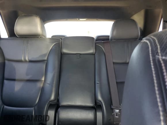 ✅ 2015 Kia Sorento SX Limited • VIN: 5XYKW4A72FG575679 • Lot: 52784955. Listed on Copart with 110,676 mi. Free auction sales archive from the USA and detailed vehicle history report at DreamBid. Image 10.