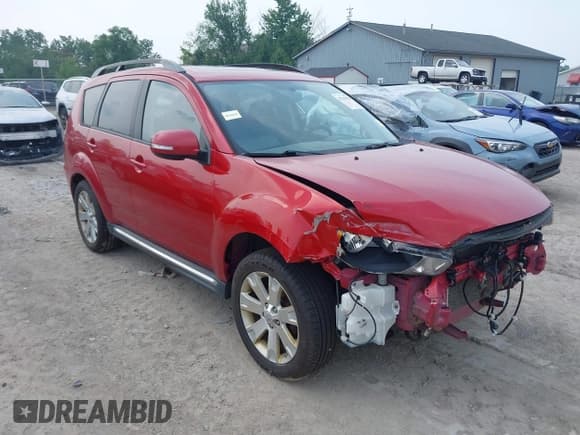 ✅ 2011 Mitsubishi Outlander SE • VIN: JA4JT3AW8BU030661 • Лот: 42785928. Опубликован ранее на IAAI с пробегом 179 427 миль. Бесплатный доступ к архиву аукционных продаж из США и подробный отчёт об истории автомобиля на DreamBid. Изображение 1.